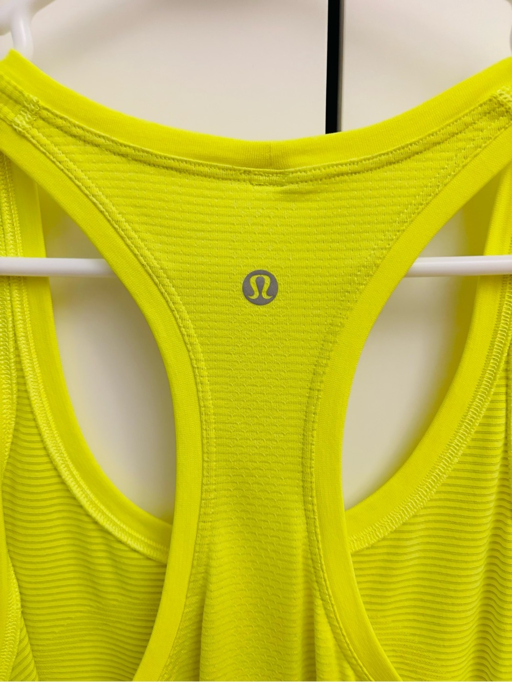 Lululemon Swiftly 2.0 Tank - Race Length - Picture 5 of 6